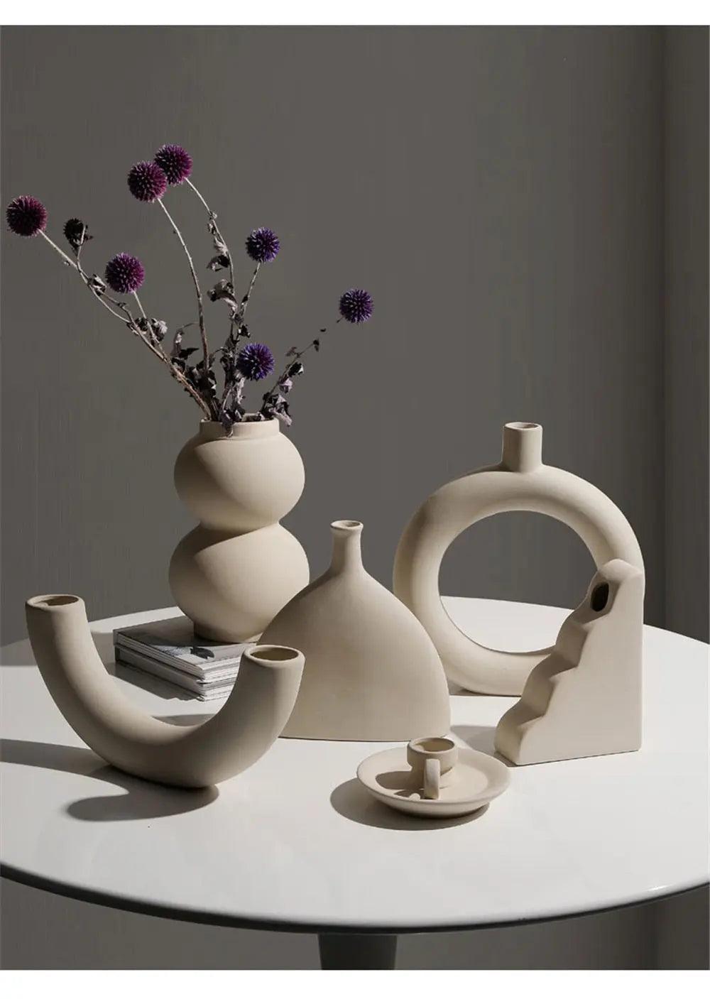 Hom & Ember – Minimalist Ceramic Vase - Hom & Ember