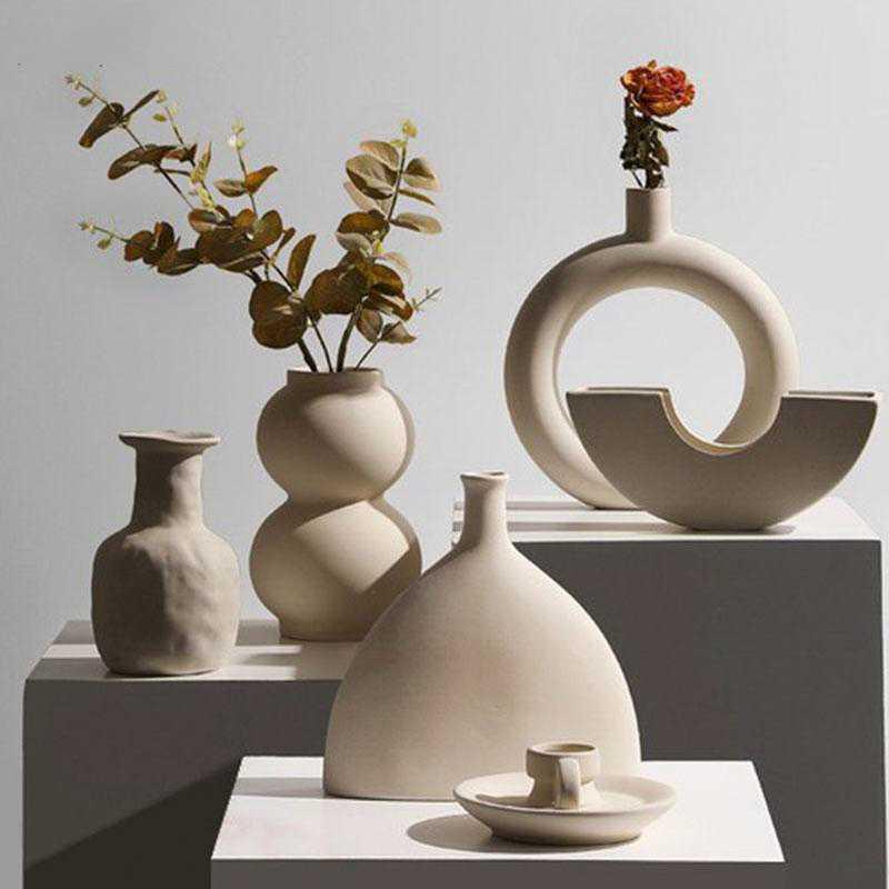 Hom & Ember – Minimalist Ceramic Vase - Hom & Ember
