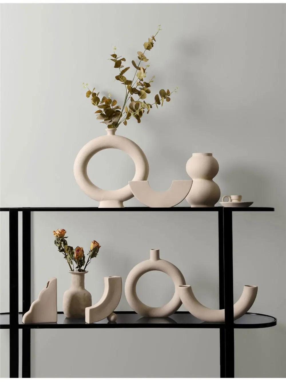 Hom & Ember – Minimalist Ceramic Vase - Hom & Ember