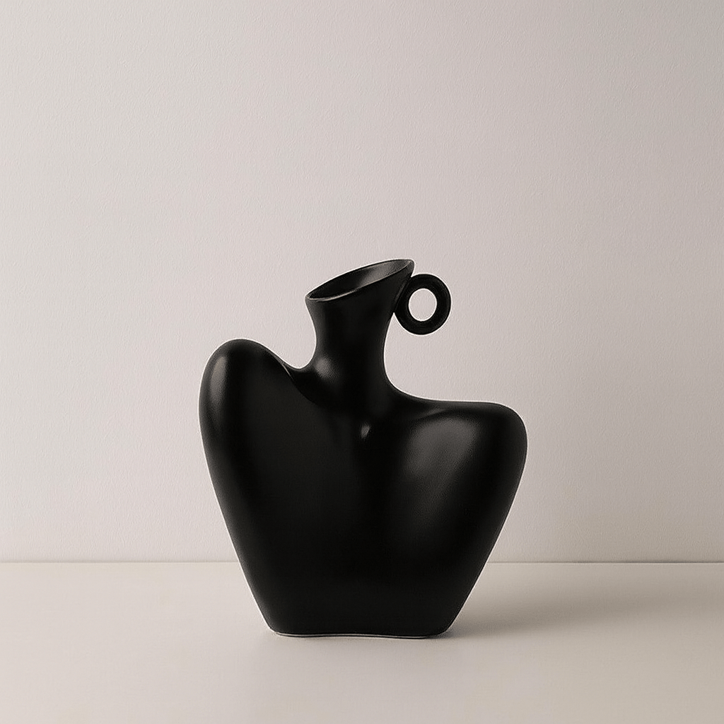 Hom & Ember – Minimalist Curve Ceramic Vase - Hom & Ember
