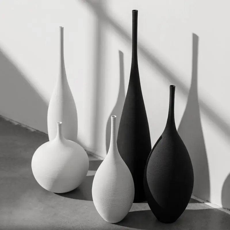 Hom & Ember – Minimalist Handmade Ceramic Vase - Hom & Ember