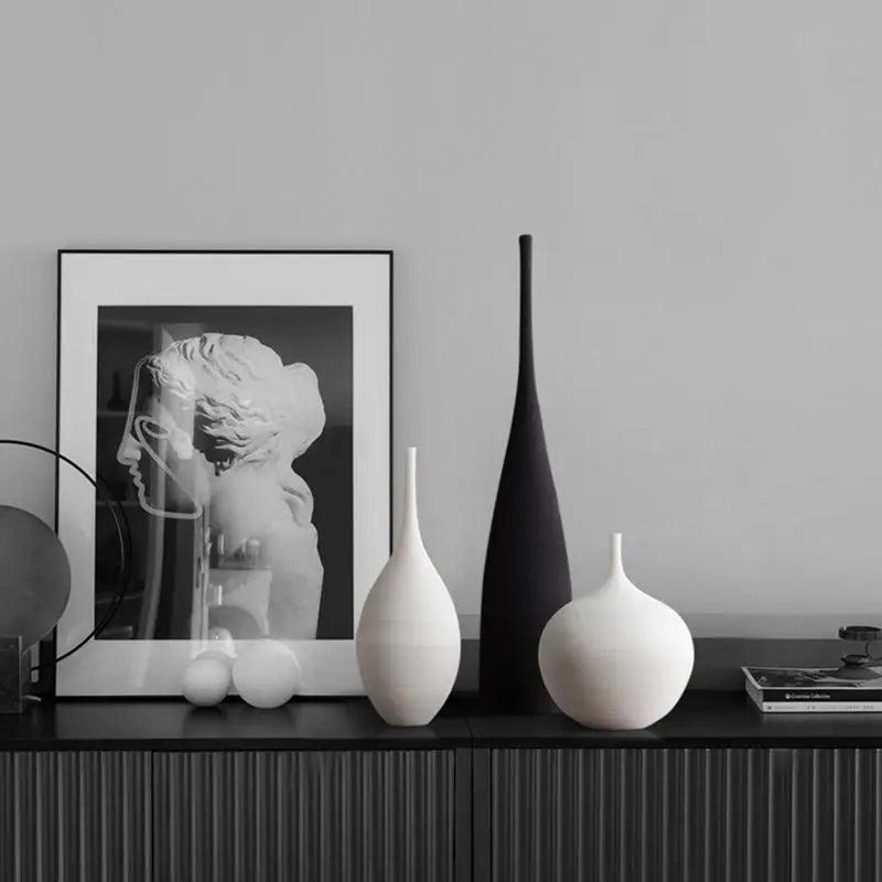 Hom & Ember – Minimalist Handmade Ceramic Vase - Hom & Ember