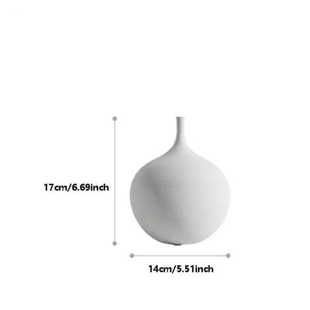 Hom & Ember – Minimalist Handmade Ceramic Vase - Hom & Ember