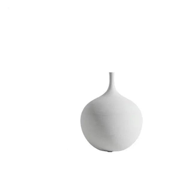 Hom & Ember – Minimalist Handmade Ceramic Vase - Hom & Ember