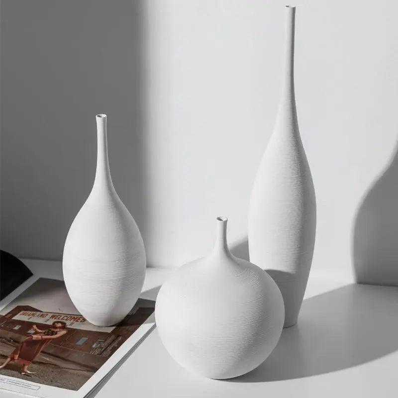 Hom & Ember – Minimalist Handmade Ceramic Vase - Hom & Ember