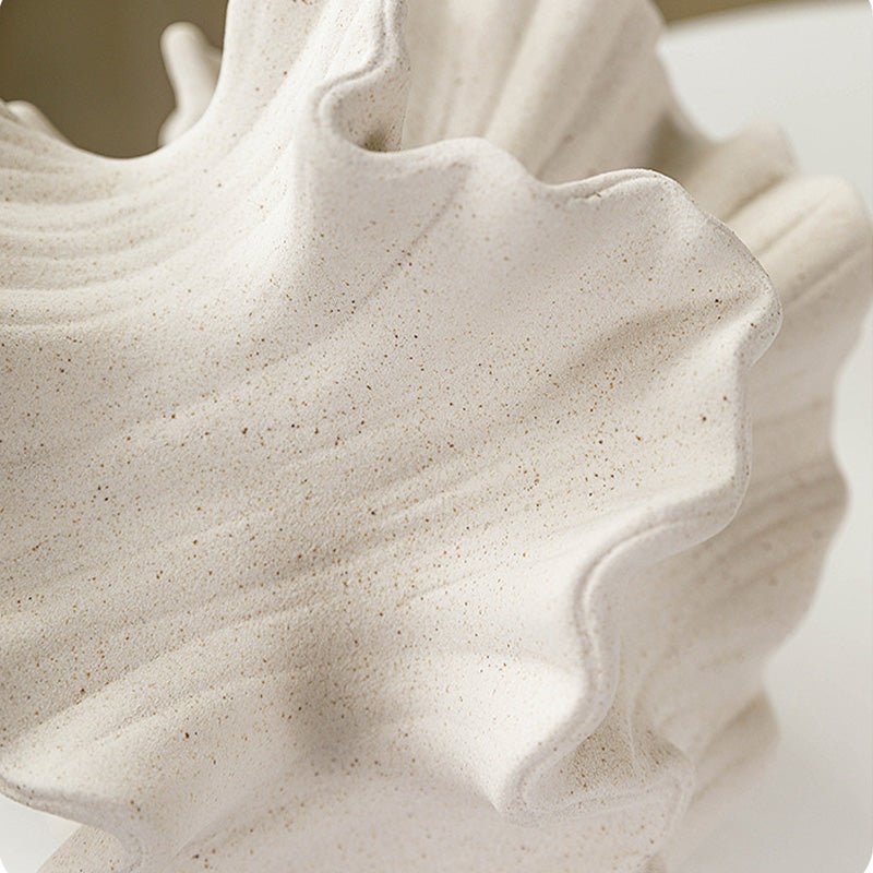 Hom & Ember – Modern Frosted Ceramic Vase - Hom & Ember