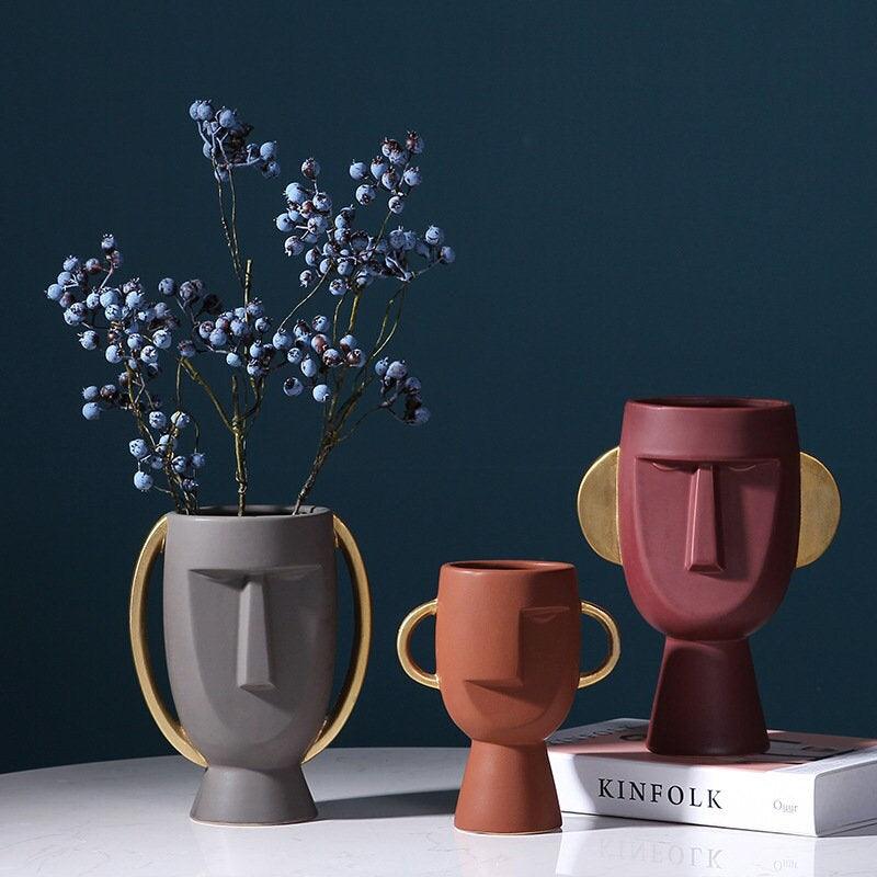 Hom & Ember – Modern Human Face Ceramic Vase - Hom & Ember