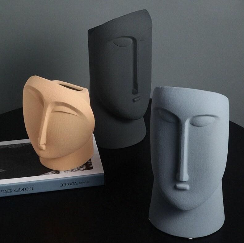 Hom & Ember – Modern Minimalist Abstract Face Ceramic Vase for a Contemporary Aesthetic - Hom & Ember
