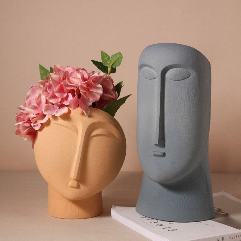 Hom & Ember – Modern Minimalist Abstract Face Ceramic Vase for a Contemporary Aesthetic - Hom & Ember