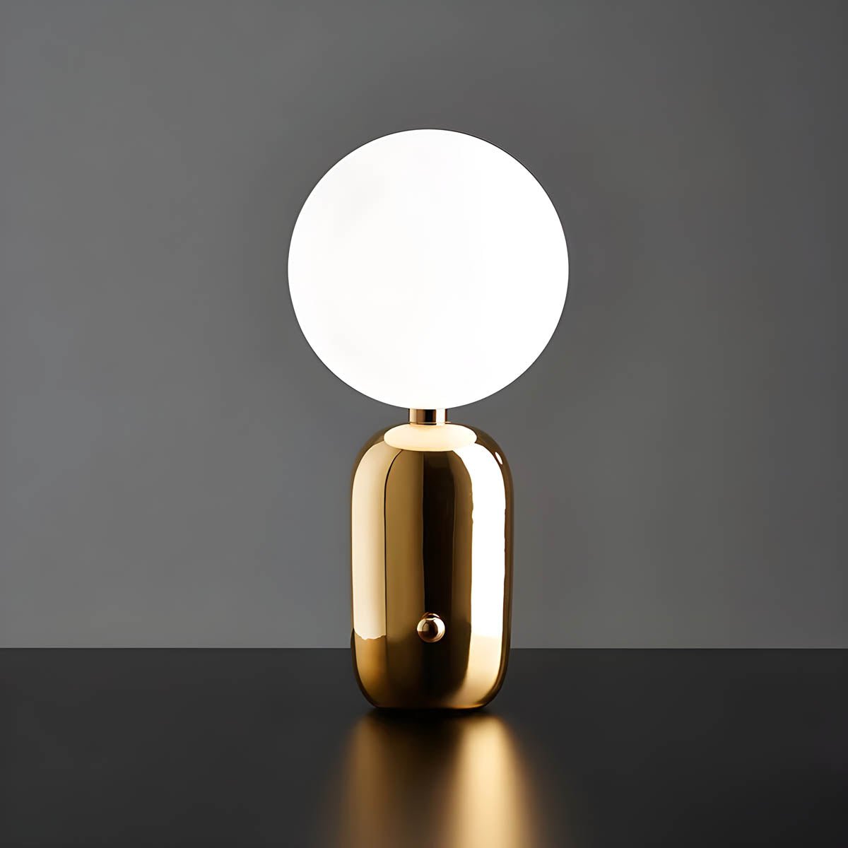 Hom & Ember – Modern Spherical Lamp - Hom & Ember