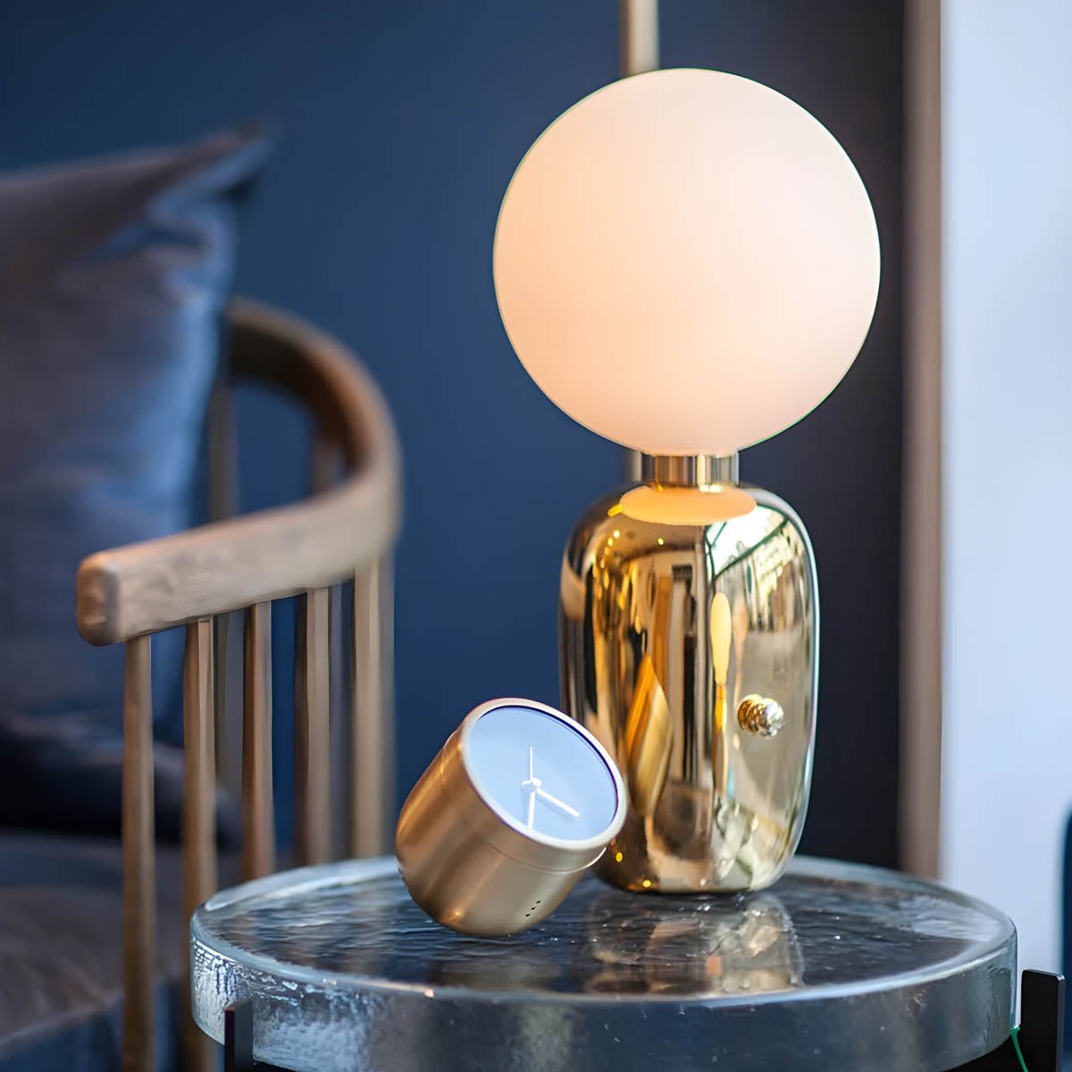 Hom & Ember – Modern Spherical Lamp - Hom & Ember