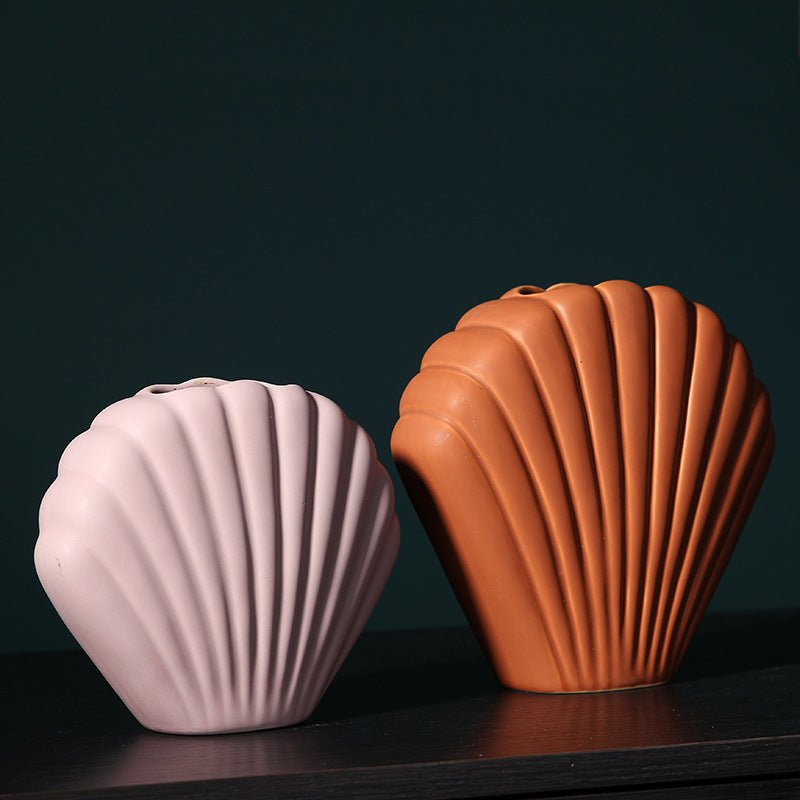 Hom & Ember – Morandi Shell Ceramic Vase - Hom & Ember
