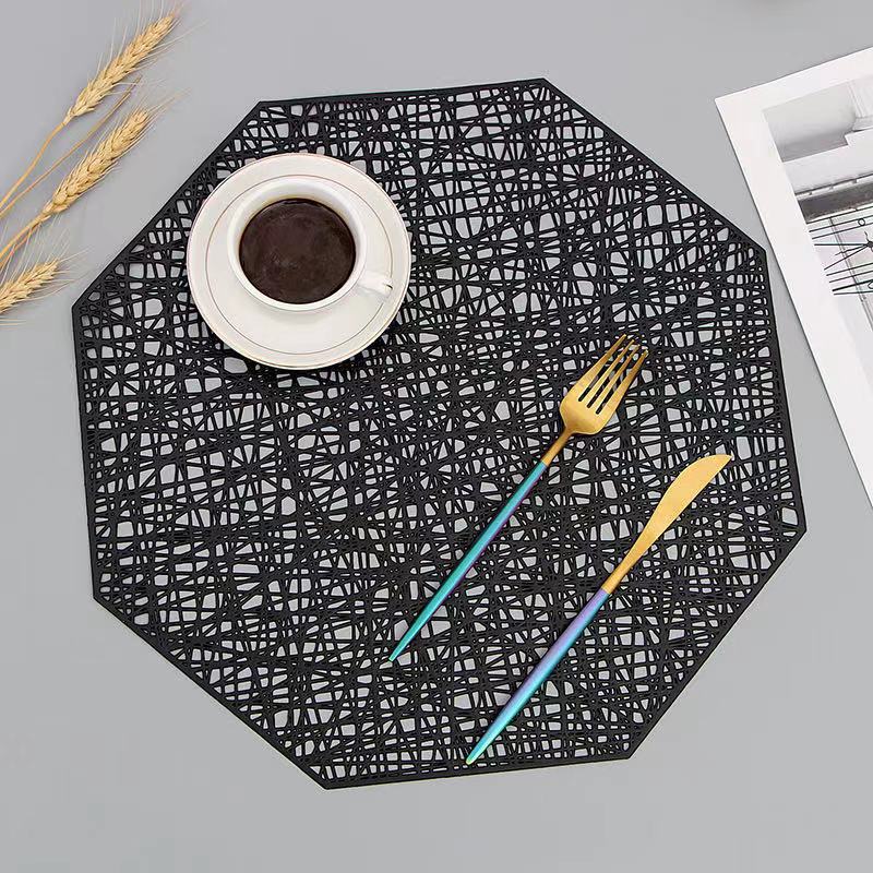 Hom & Ember – Nebula Dining Placemat: Elevate Your Table Setting with Contemporary Elegance - Hom & Ember