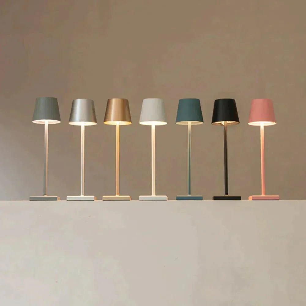 Hom & Ember – Sleek Aluminium Lamp with Modern Elegance for a Serene Ambiance - Hom & Ember