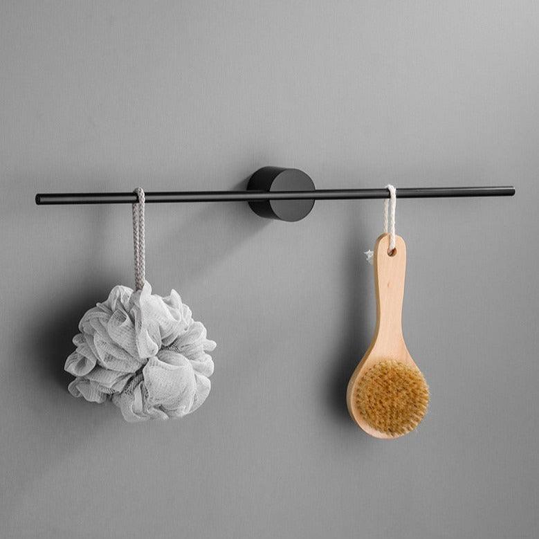 Hom & Ember – Sophisticated Mobile Towel Rack in Sleek Chrome for a Luxurious Bathroom Touch - Hom & Ember
