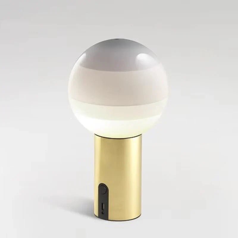 Hom & Ember – Spherical Glass Table Lamp - Hom & Ember