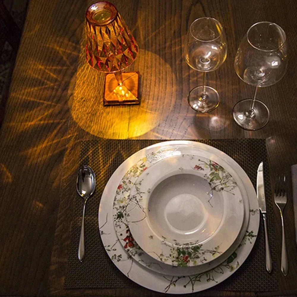 Hom & Ember – Stunning Acrylic Crystal Table Lamp for a Serene Ambiance - Hom & Ember