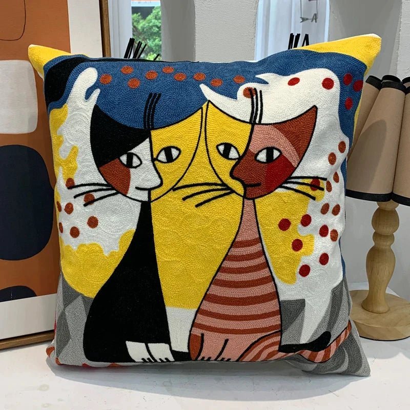 Hom & Ember – Stylish Abstract Embroidered Cushion Cover in Elegant Picasso Design for a Serene Ambiance - Hom & Ember