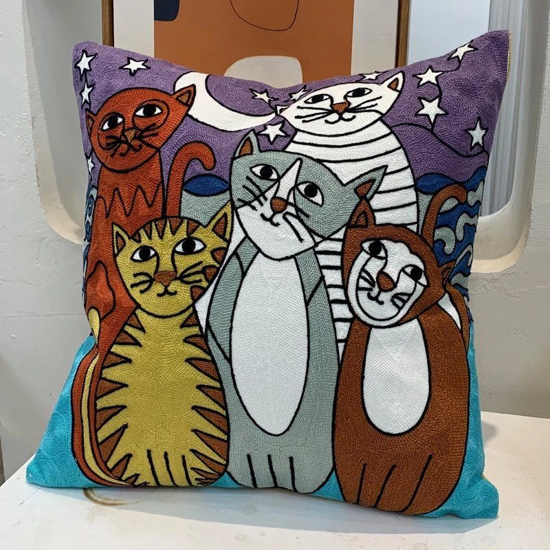 Hom & Ember – Stylish Abstract Embroidered Cushion Cover in Elegant Picasso Design for a Serene Ambiance - Hom & Ember