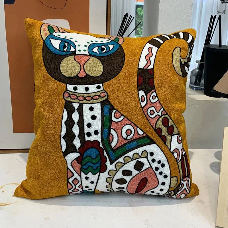 Hom & Ember – Stylish Abstract Embroidered Cushion Cover in Elegant Picasso Design for a Serene Ambiance - Hom & Ember