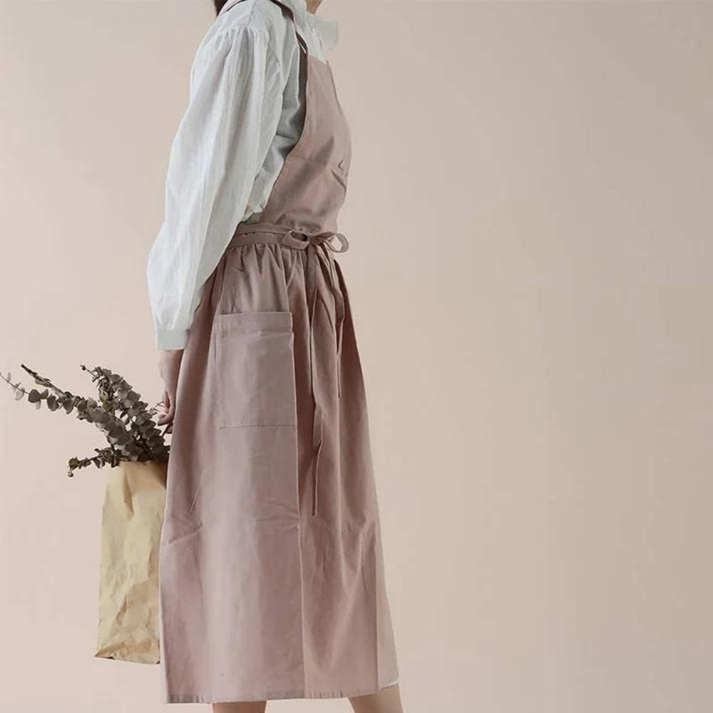 Hom & Ember – Stylish Cotton Apron with Functional Pockets for Effortless Elegance - Hom & Ember