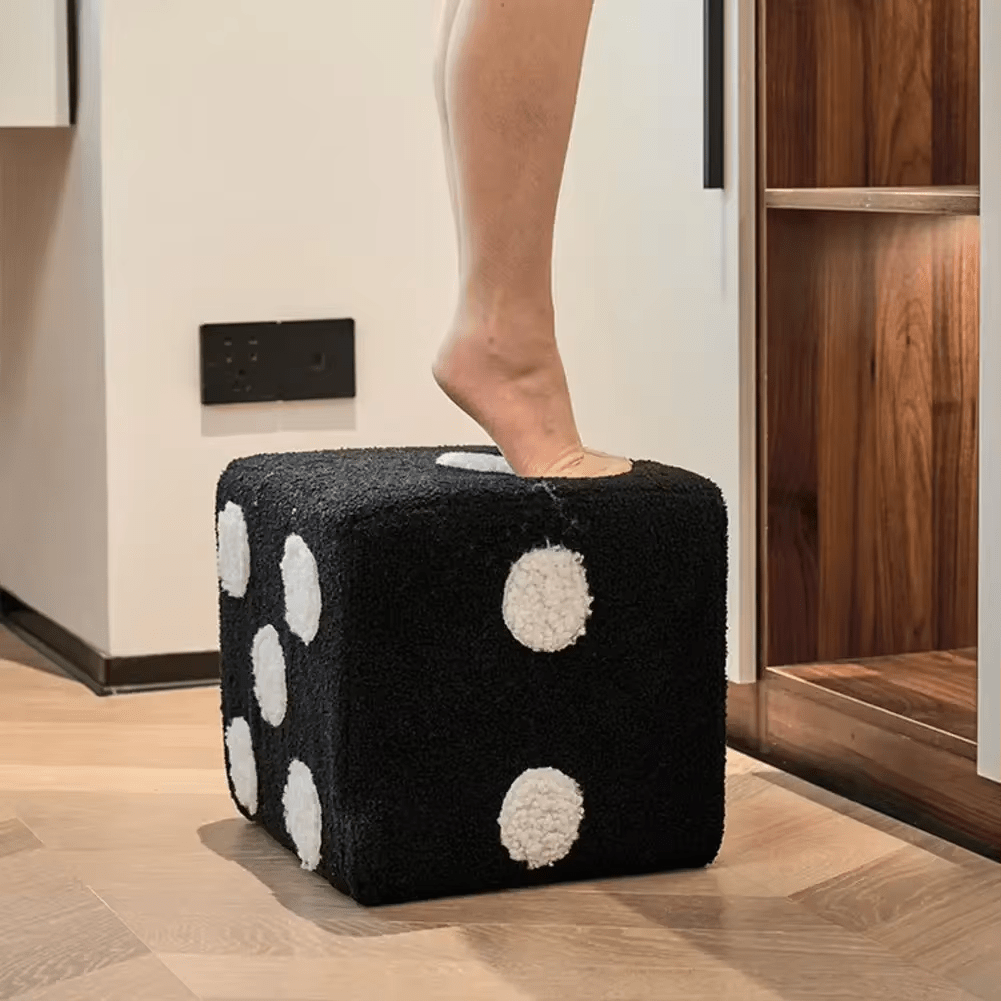 Hom & Ember – Stylish Dice Cube Pouf in Elegant Fabric for a Chic Touch - Hom & Ember