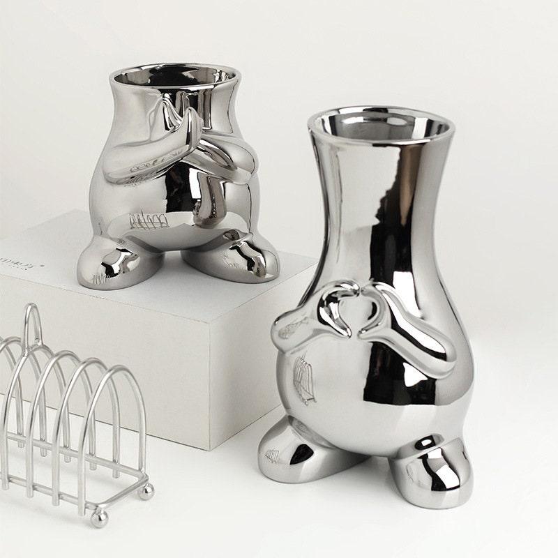 Hom & Ember – Stylish Monochrome Geometric Ceramic Vase for a Contemporary Touch - Hom & Ember