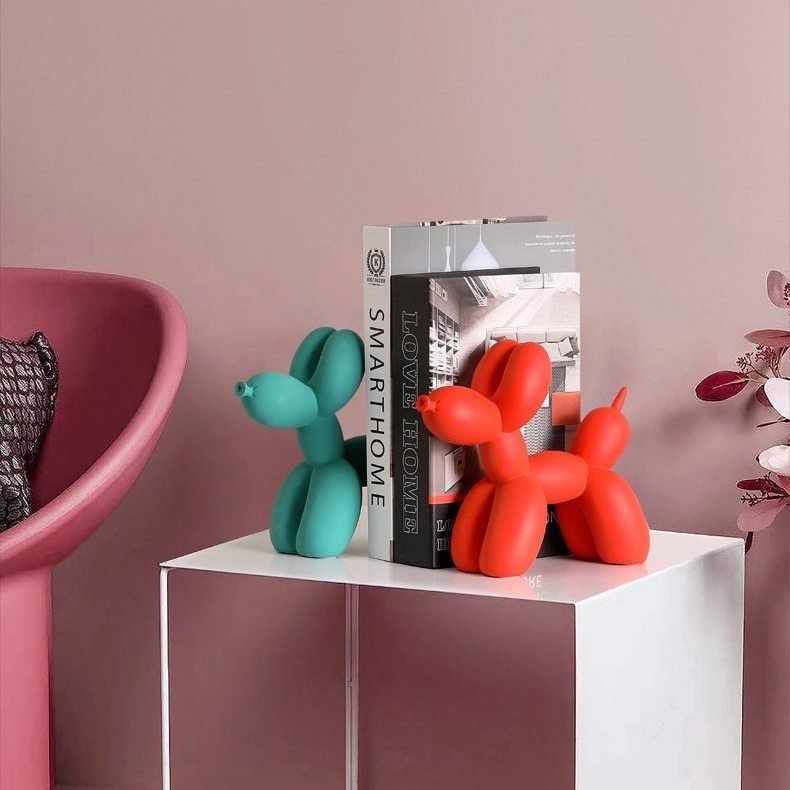 Hom & Ember – Stylish Resin Balloon Dog Figurine for Chic and Modern Interiors - Hom & Ember