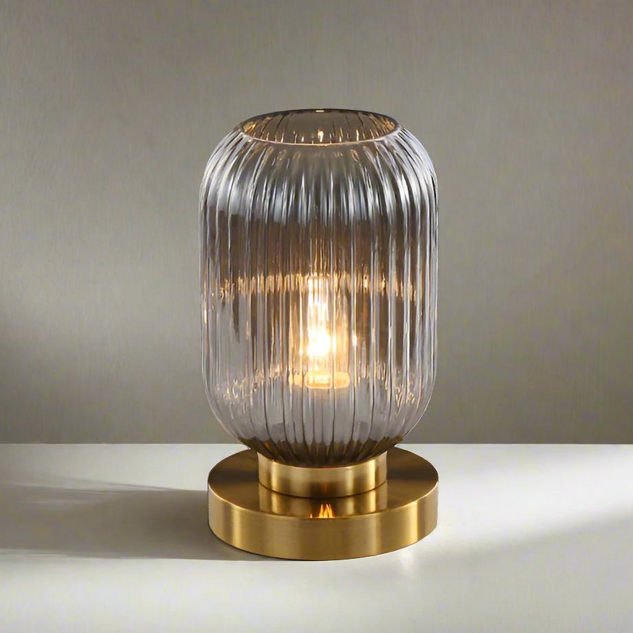 Hom & Ember – Stylish Scandinavian Table Lamp Crafted from Amber Glass for a Serene Ambiance - Hom & Ember