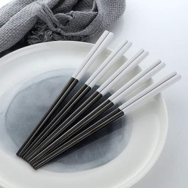 Hom & Ember – Tokyo Chopsticks with Minimalist Style - Hom & Ember