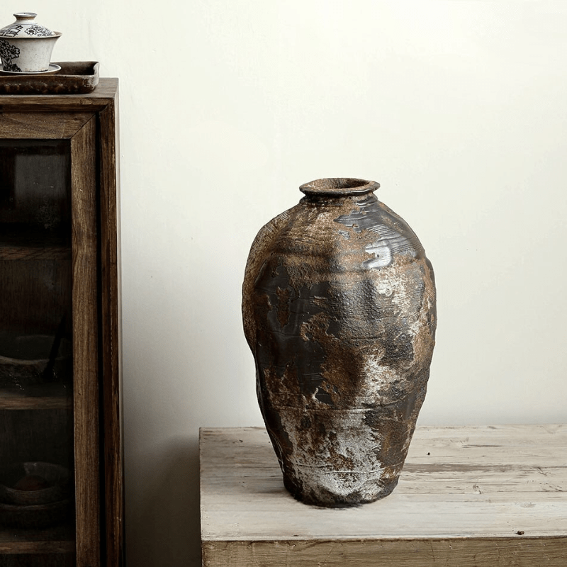 Hom & Ember – Vintage Ceramic Vase - Hom & Ember