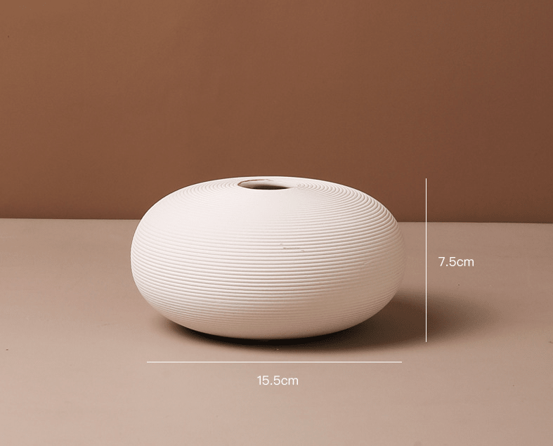 Hom & Ember – Wabi-Sabi Ceramic Vase - Hom & Ember