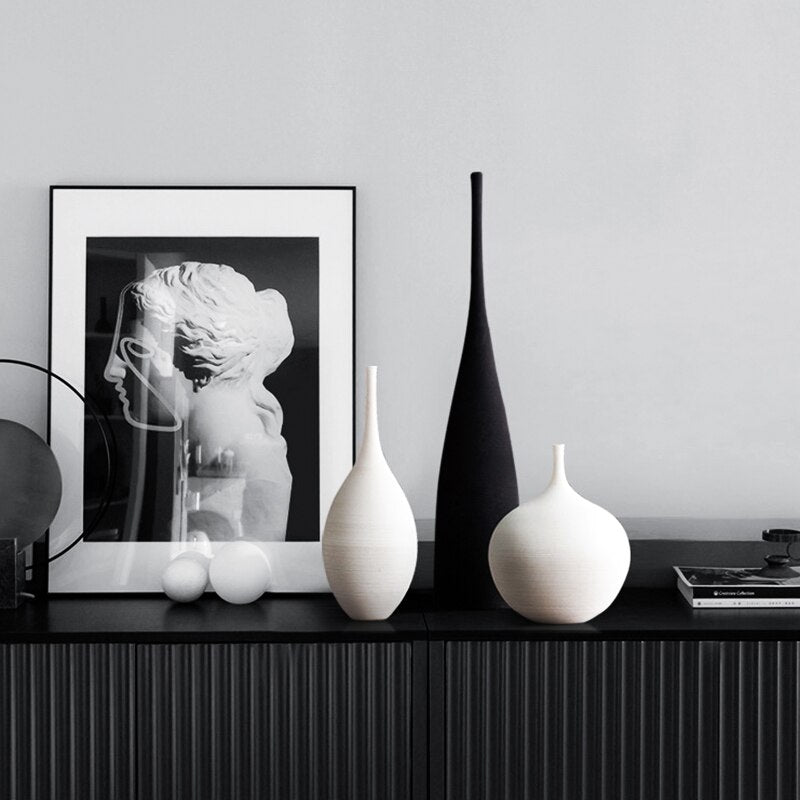 Hom & Ember – Wabi - Sabi Ceramic Vase - Hom & Ember