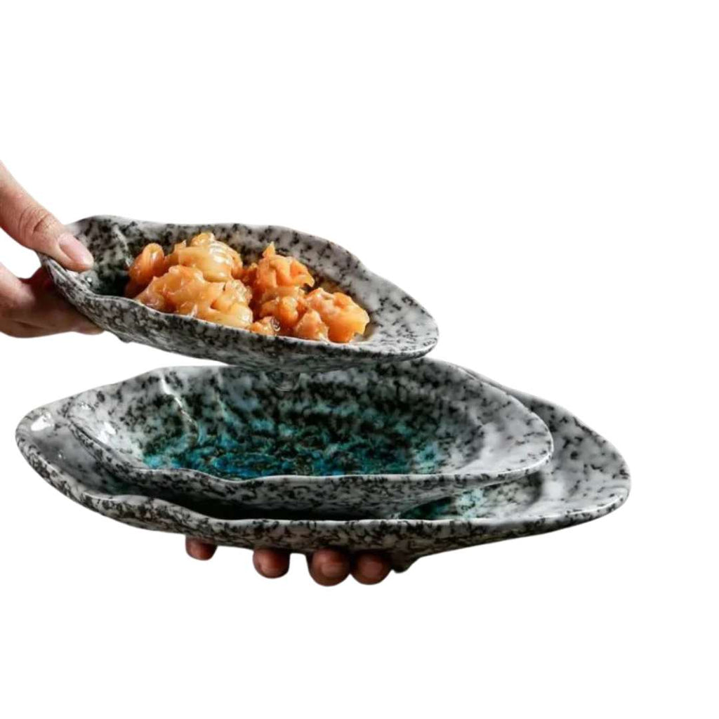 Hom & Ember – Elegant Shell-Shaped Serving Platters in Soft Tones for a Serene Dining Experience