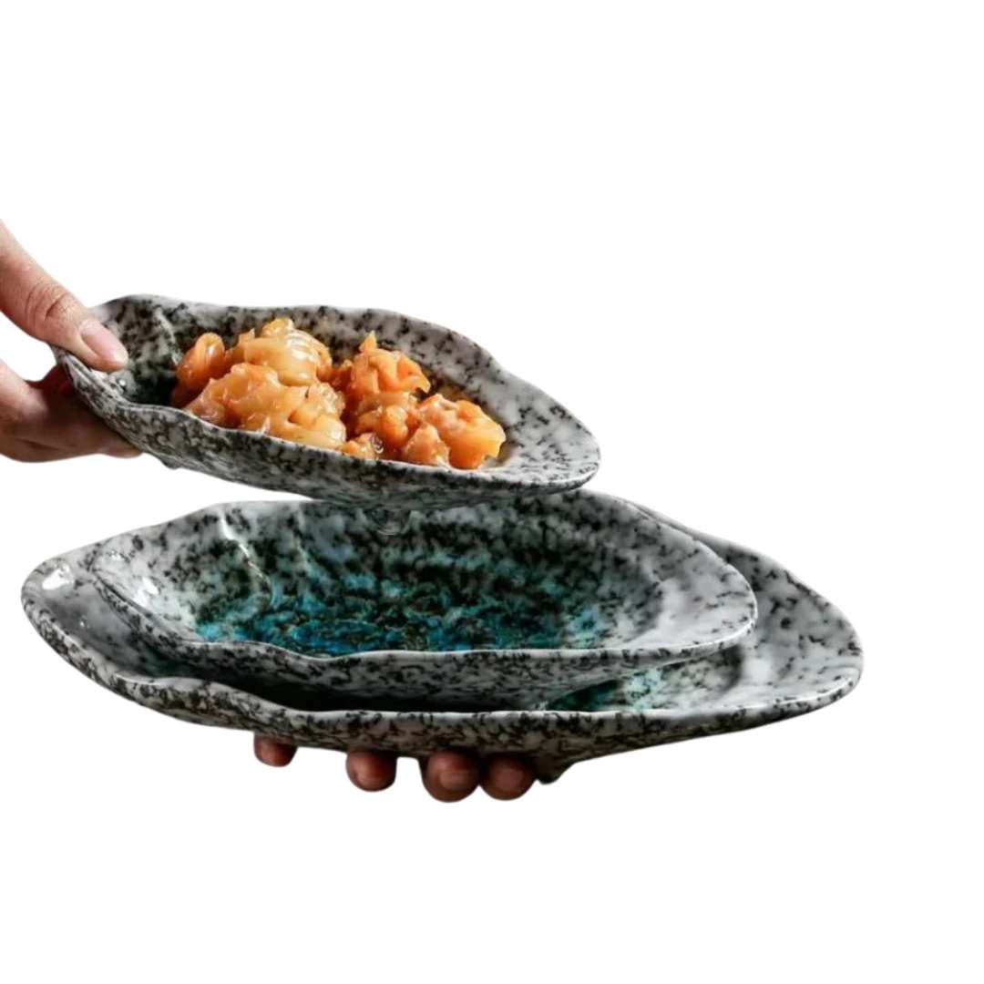 Hom & Ember – Elegant Shell-Shaped Serving Platters in Soft Tones for a Serene Dining Experience