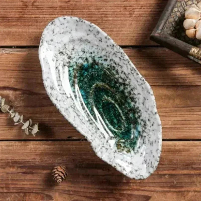 Hom & Ember – Elegant Shell-Shaped Serving Platters in Soft Tones for a Serene Dining Experience