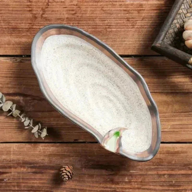 Hom & Ember – Elegant Shell-Shaped Serving Platters in Soft Tones for a Serene Dining Experience